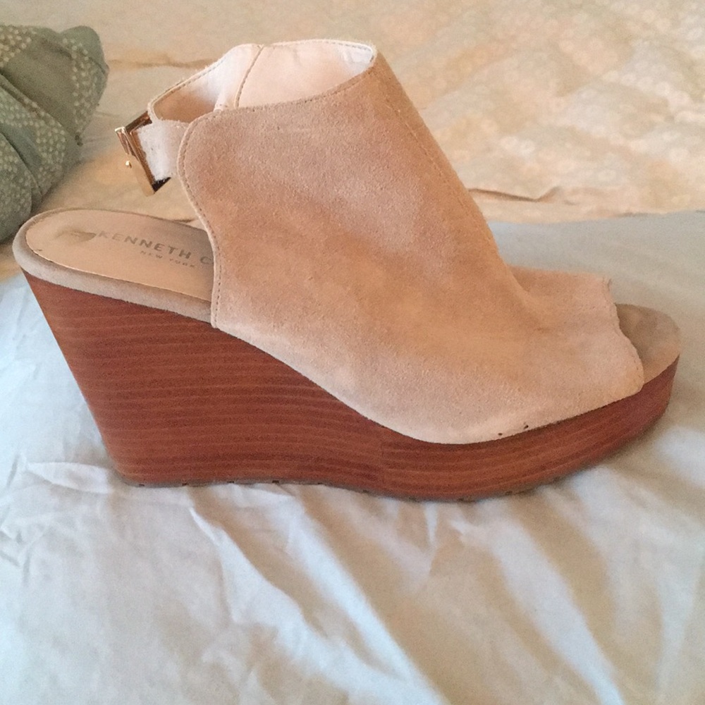 Kenneth Cole wedges